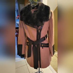 NWOT Via Spiga Kate asymmetrical camel faux fur collar wool blend trench size 6P